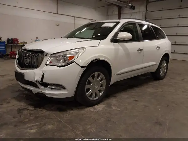 5GAKVCKDXHJ320560 2017 BUICK ENCLAVE - Image 2