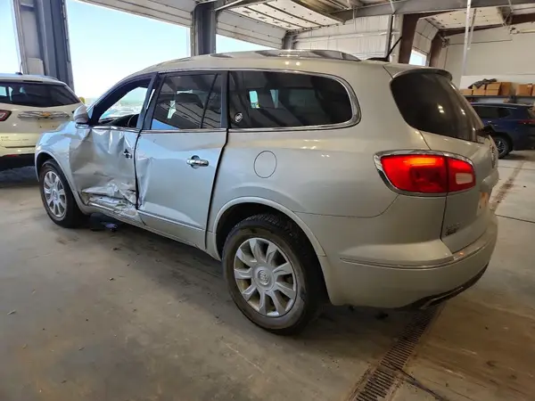 5GAKVCKDXHJ331039 2017 BUICK ENCLAVE - Image 2