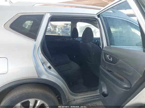 5N1AT2MM1GC826803 2016 NISSAN ROGUE - Image 8