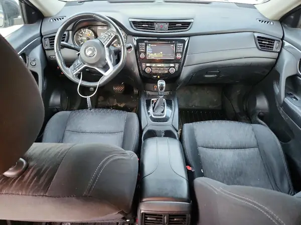 5N1AT2MM1HC730624 2017 NISSAN ROGUE - Image 8
