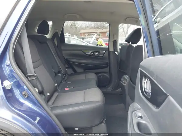 5N1AT2MM1HC731109 2017 NISSAN ROGUE - Image 8