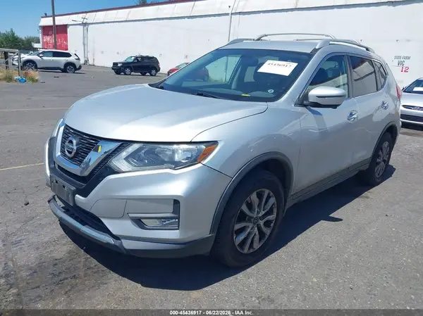 5N1AT2MM1HC757273 2017 NISSAN ROGUE - Image 2