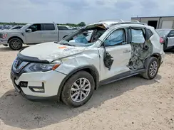 5N1AT2MM1HC776468 2017 NISSAN ROGUE