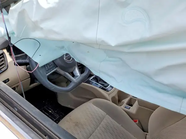 5N1AT2MM1HC776468 2017 NISSAN ROGUE - Image 8