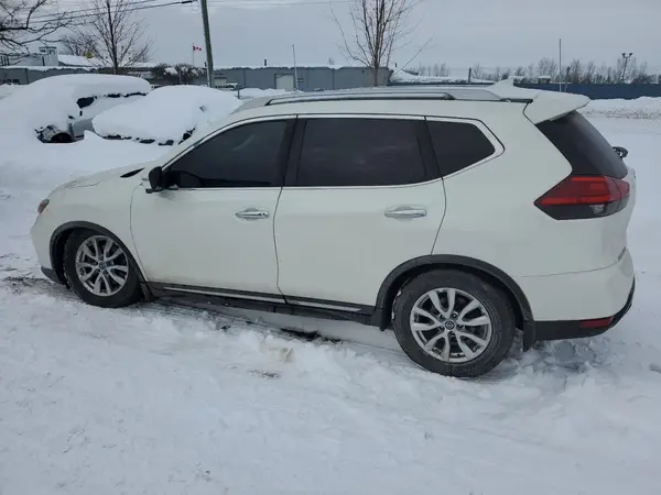 5N1AT2MM1HC797966 2017 NISSAN ROGUE - Image 2