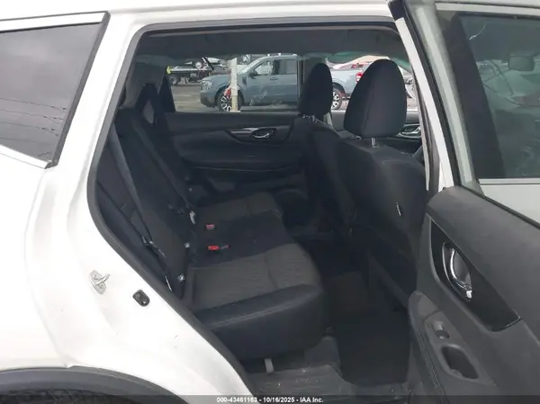 5N1AT2MM2HC733208 2017 NISSAN ROGUE - Image 8