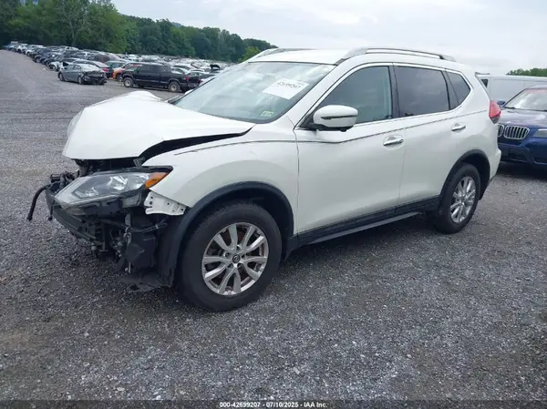 5N1AT2MM4HC755064 2017 NISSAN ROGUE - Image 2