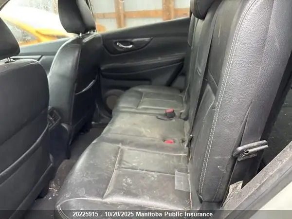 5N1AT2MM4HC820303 2017 NISSAN ROGUE - Image 8