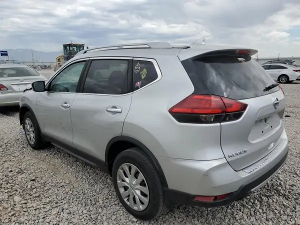 5N1AT2MM5HC730822 2017 NISSAN ROGUE - Image 2