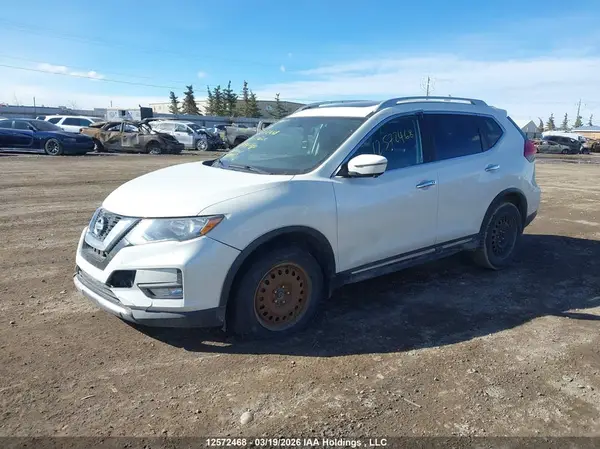 5N1AT2MM5HC794780 2017 NISSAN ROGUE - Image 2
