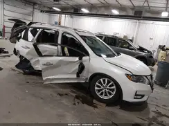 5N1AT2MM6HC750691 2017 NISSAN ROGUE
