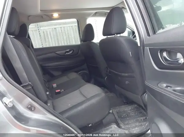 5N1AT2MM6HC793105 2017 NISSAN ROGUE - Image 8