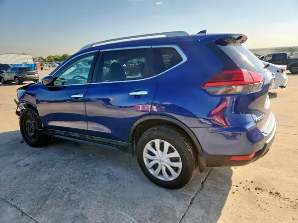 5N1AT2MM6HC842884 2017 NISSAN ROGUE - Image 2