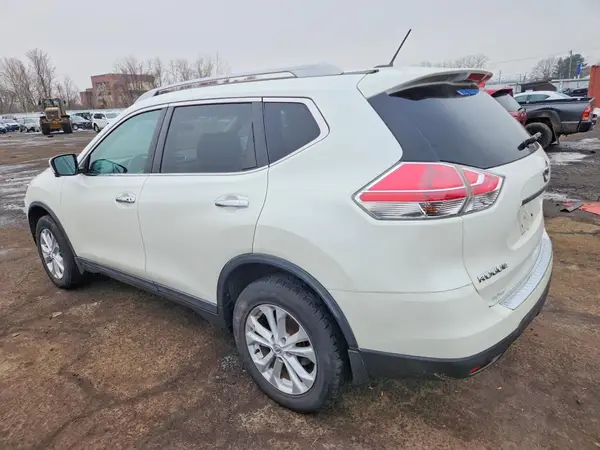 5N1AT2MM7GC884916 2016 NISSAN ROGUE - Image 2
