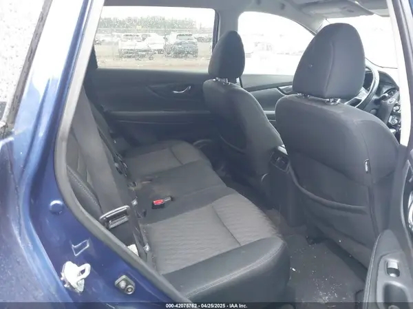 5N1AT2MM7HC815645 2017 NISSAN ROGUE - Image 8