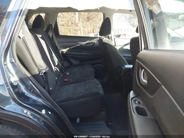 5N1AT2MM8GC827091 2016 NISSAN ROGUE - Image 8