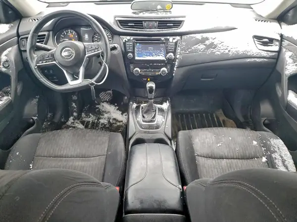5N1AT2MM8HC747713 2017 NISSAN ROGUE - Image 8