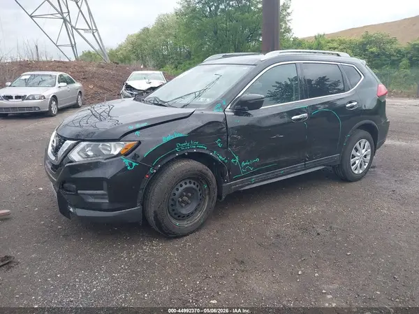 5N1AT2MM9HC737918 2017 NISSAN ROGUE - Image 2