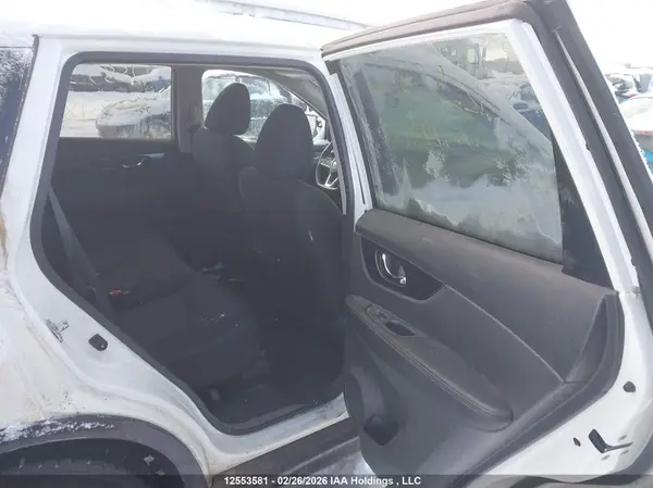 5N1AT2MM9HC748109 2017 NISSAN ROGUE - Image 8