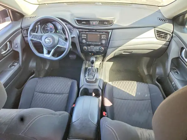 5N1AT2MN0HC745687 2017 NISSAN ROGUE - Image 8