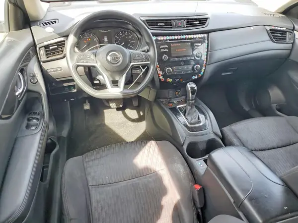 5N1AT2MN1HC746881 2017 NISSAN ROGUE - Image 8