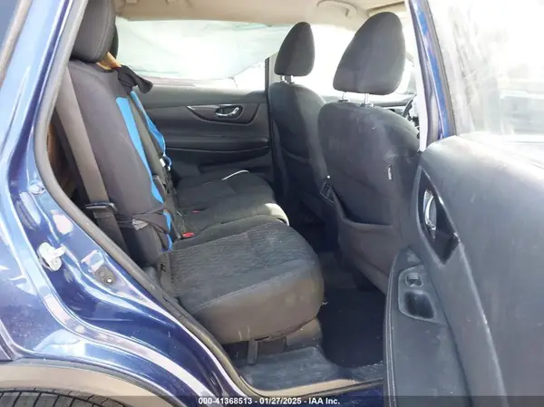 5N1AT2MN1HC758349 2017 NISSAN ROGUE - Image 8