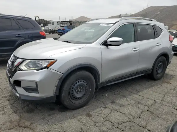 5N1AT2MN1HC779783 2017 NISSAN ROGUE - Image 1