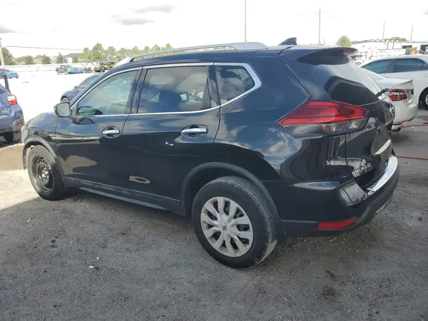 5N1AT2MN1HC814242 2017 NISSAN ROGUE - Image 2