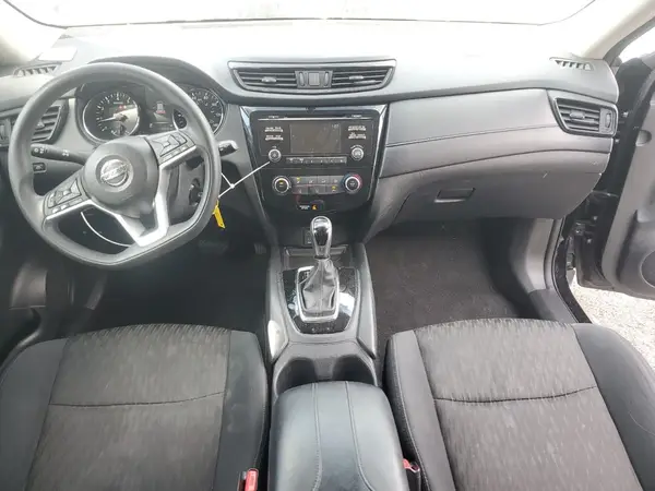 5N1AT2MN1HC814242 2017 NISSAN ROGUE - Image 8