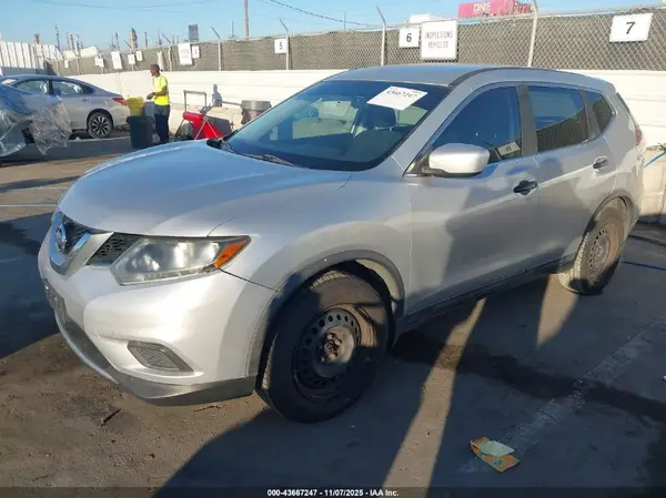 5N1AT2MN2GC775093 2016 NISSAN ROGUE - Image 2
