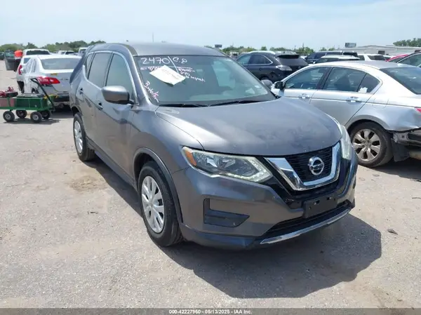 5N1AT2MN2HC730219 2017 NISSAN ROGUE - Image 1