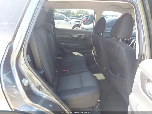 5N1AT2MN2HC824309 2017 NISSAN ROGUE - Image 8