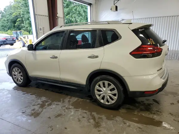 5N1AT2MN3HC731282 2017 NISSAN ROGUE - Image 2