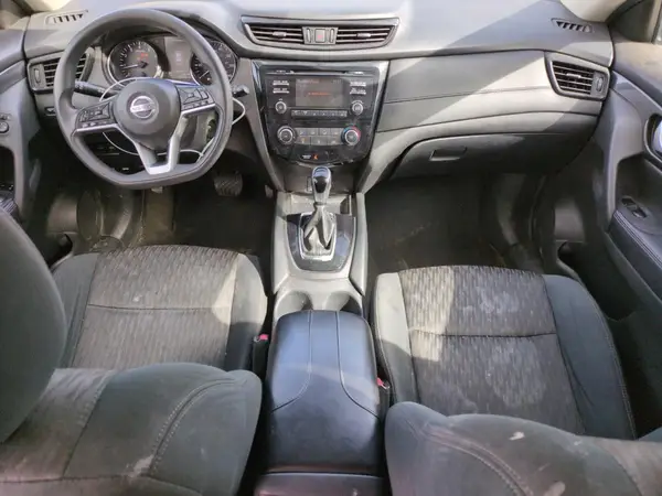5N1AT2MN3HC760927 2017 NISSAN ROGUE - Image 8