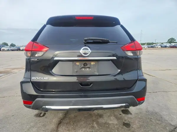 2017 NISSAN ROGUE auction photo 6