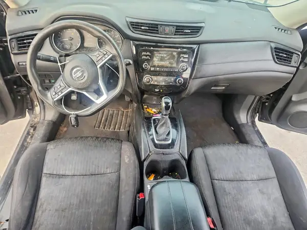5N1AT2MN3HC761169 2017 NISSAN ROGUE - Image 8