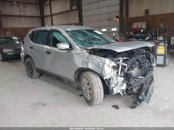 5N1AT2MN3JC773148 2018 NISSAN ROGUE - Image 1
