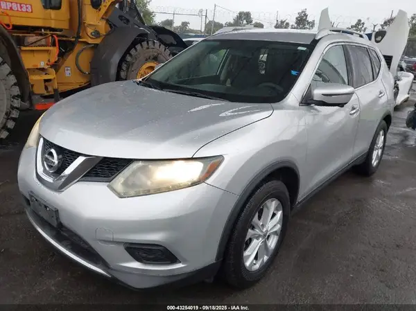 5N1AT2MN4GC756979 2016 NISSAN ROGUE - Image 2