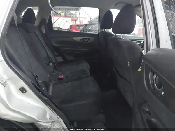 5N1AT2MN4GC756979 2016 NISSAN ROGUE - Image 8