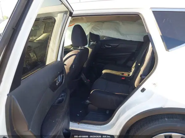 5N1AT2MN4HC736698 2017 NISSAN ROGUE - Image 8