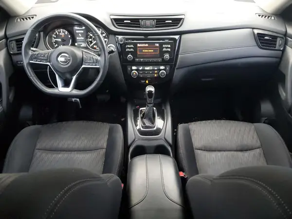5N1AT2MN4HC835568 2017 NISSAN ROGUE - Image 8