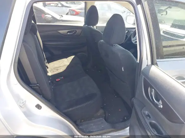 5N1AT2MN5GC899147 2016 NISSAN ROGUE - Image 8