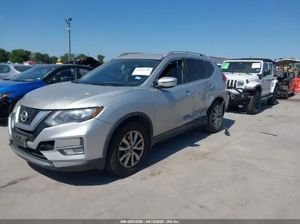 5N1AT2MN5HC730098 2017 NISSAN ROGUE - Image 2
