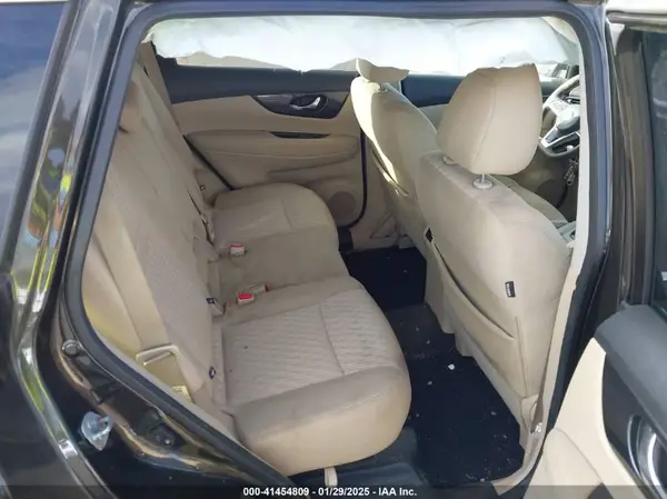 5N1AT2MN5HC731140 2017 NISSAN ROGUE - Image 8