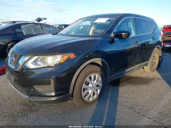 5N1AT2MN5HC731980 2017 NISSAN ROGUE - Image 2