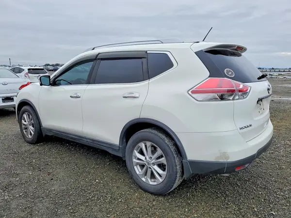 5N1AT2MN6GC763982 2016 NISSAN ROGUE - Image 2