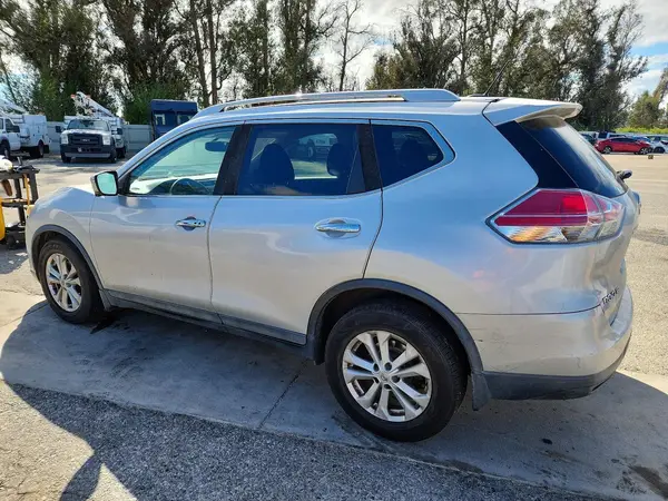 5N1AT2MN6GC853519 2016 NISSAN ROGUE - Image 2
