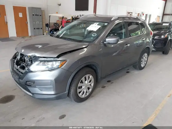 5N1AT2MN6HC740140 2017 NISSAN ROGUE - Image 2