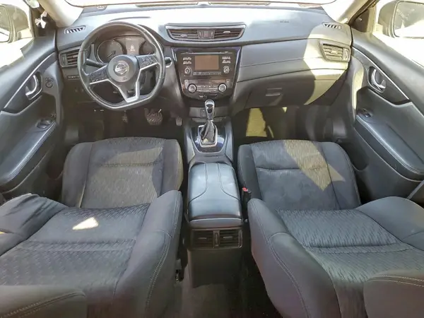 5N1AT2MN6HC759738 2017 NISSAN ROGUE - Image 8