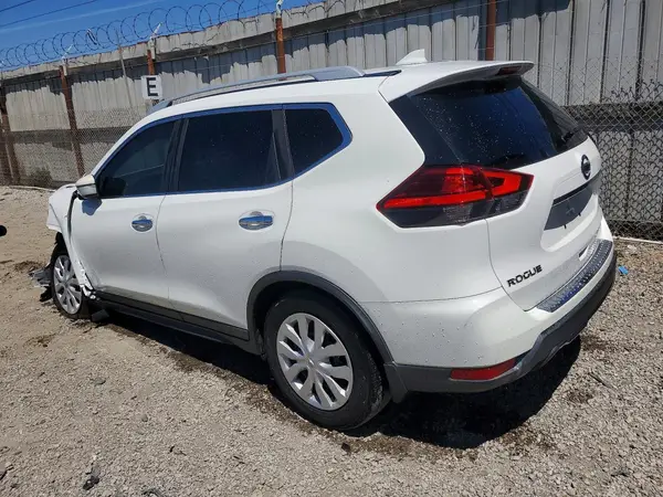 5N1AT2MN6HC799625 2017 NISSAN ROGUE - Image 2